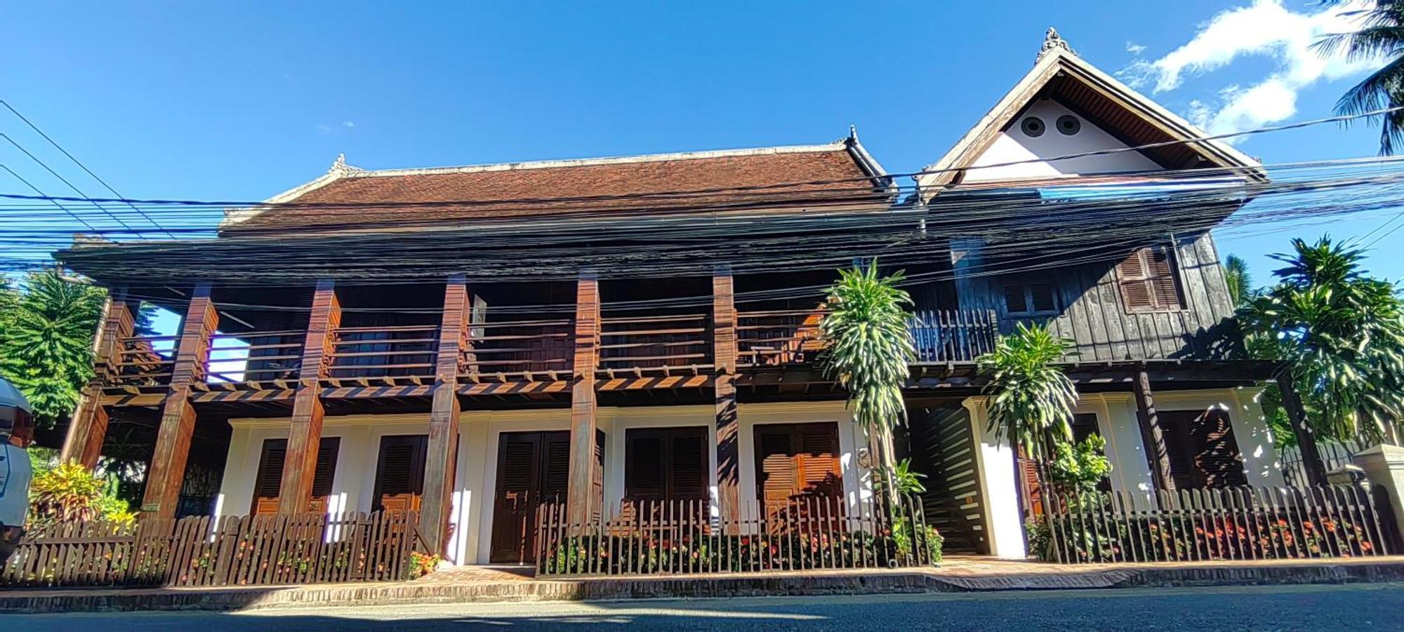 Ancient Luangprabang Hotel Екстер'єр фото
