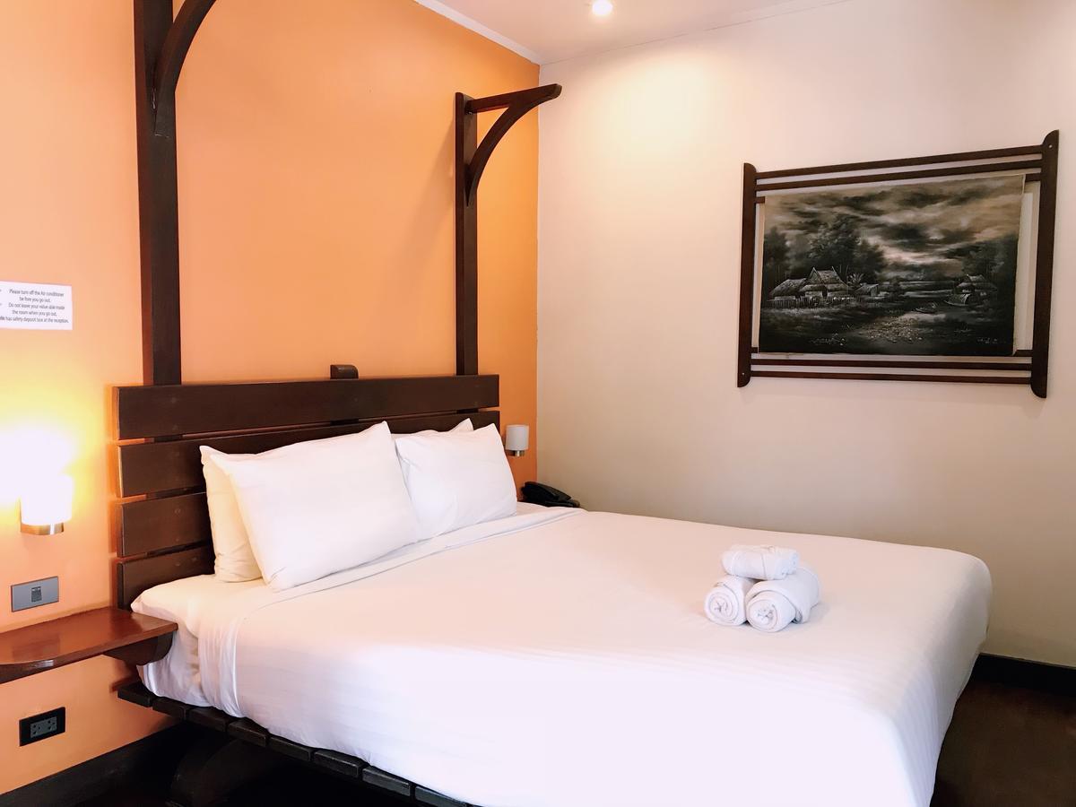 Ancient Luangprabang Hotel Екстер'єр фото